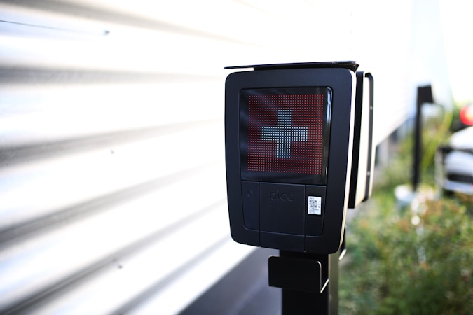 Understanding Signal Jammers: Types and Applications