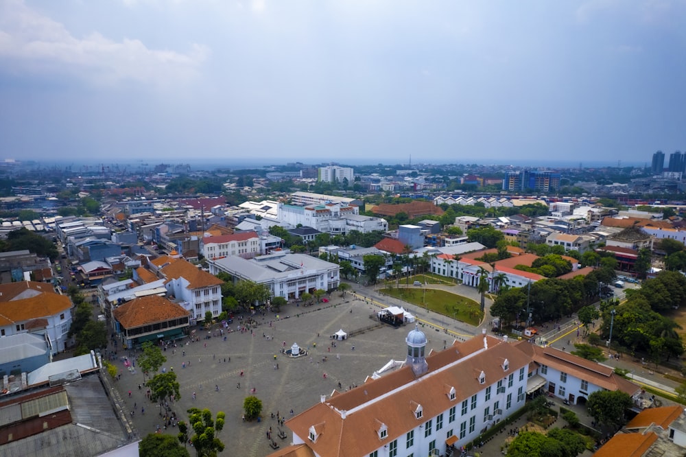 a city with many buildings