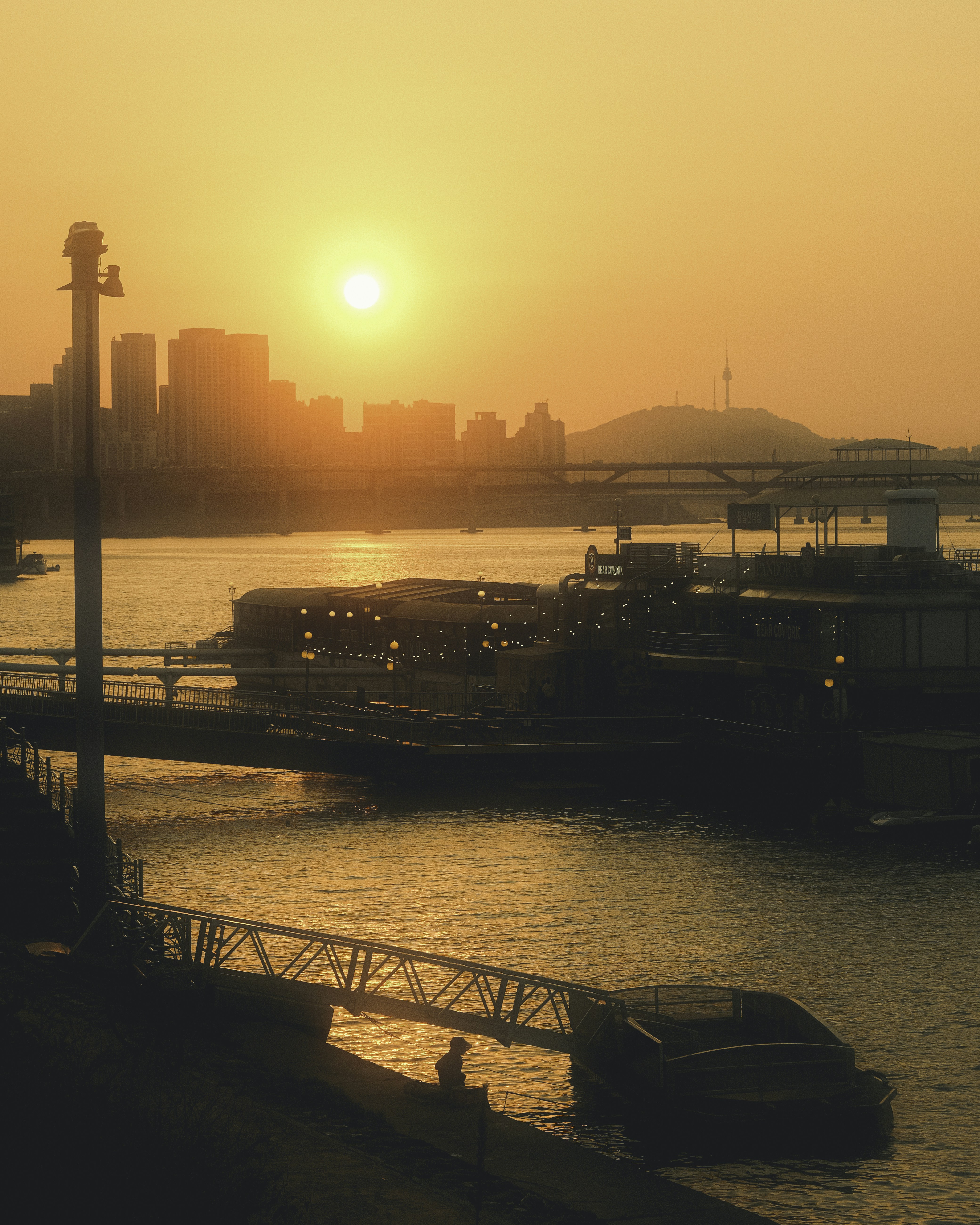 Photo by luminos_film