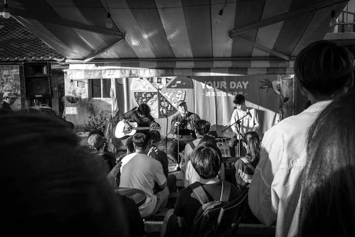 Live Music Bars
