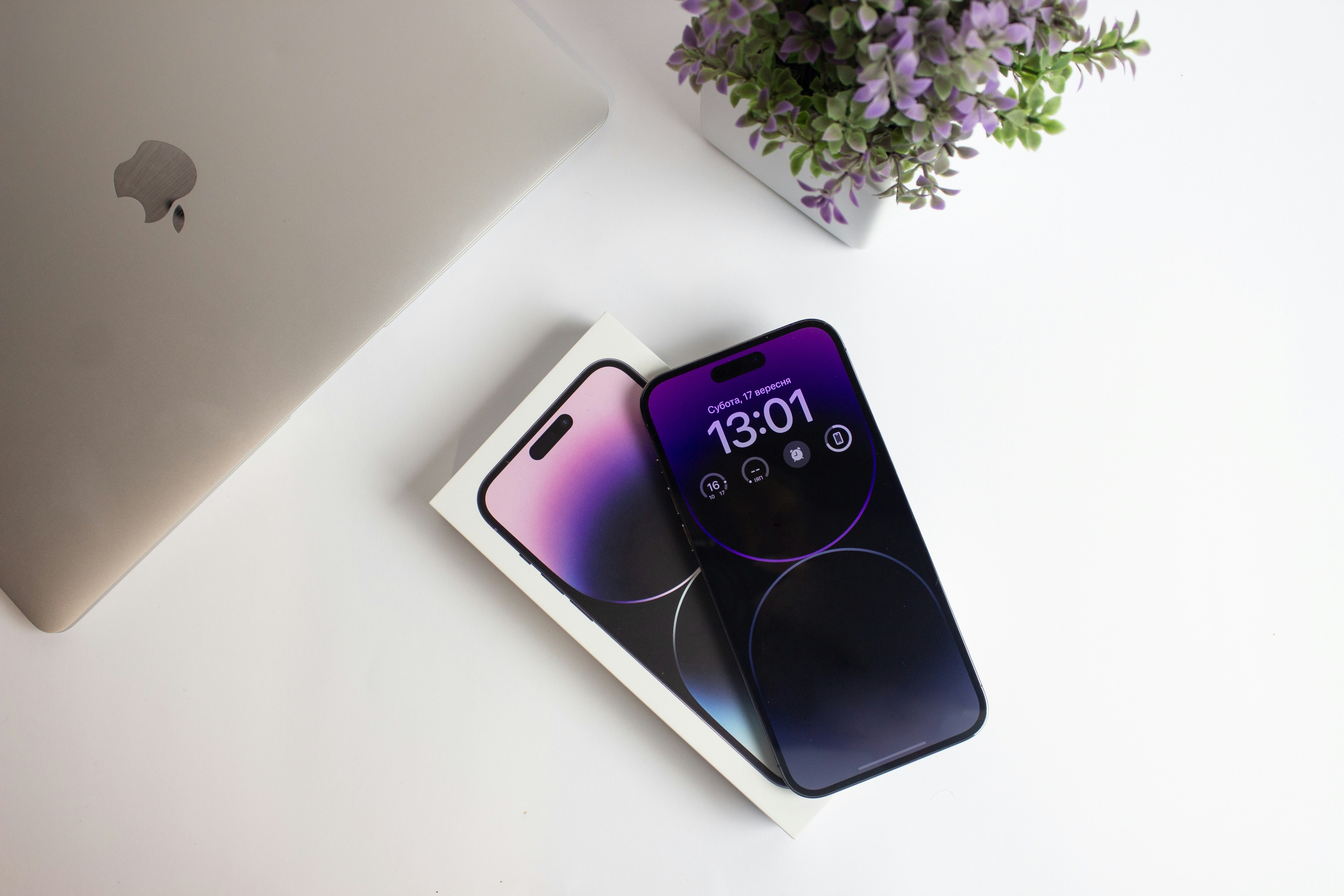 How to Generate ashley greene nude with AI