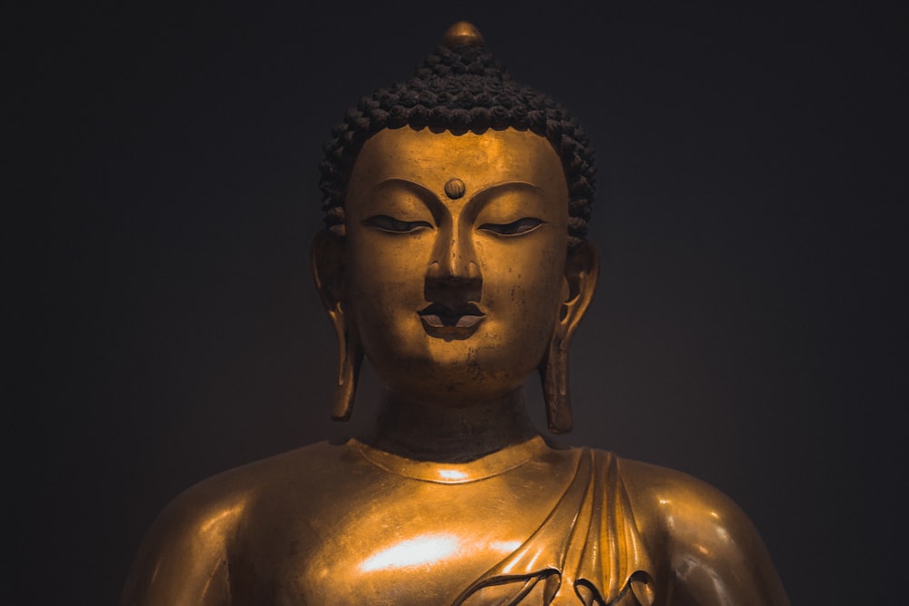 a golden buddha statue