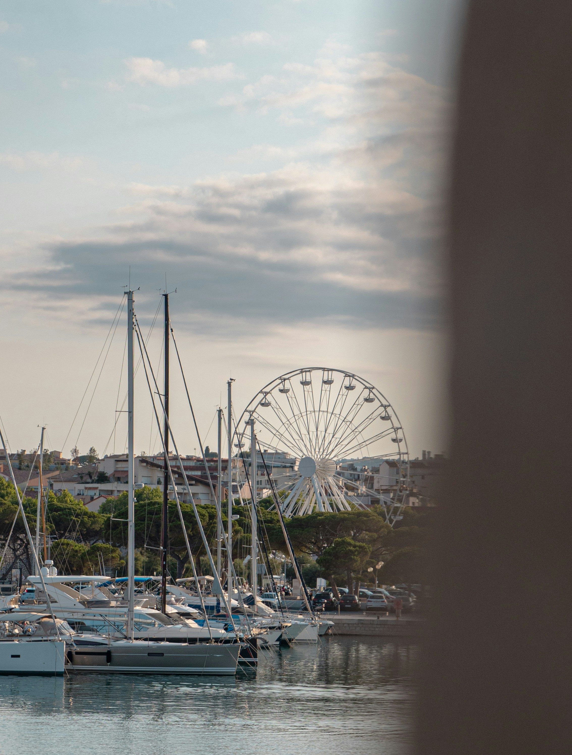 Photo by maevacatteau