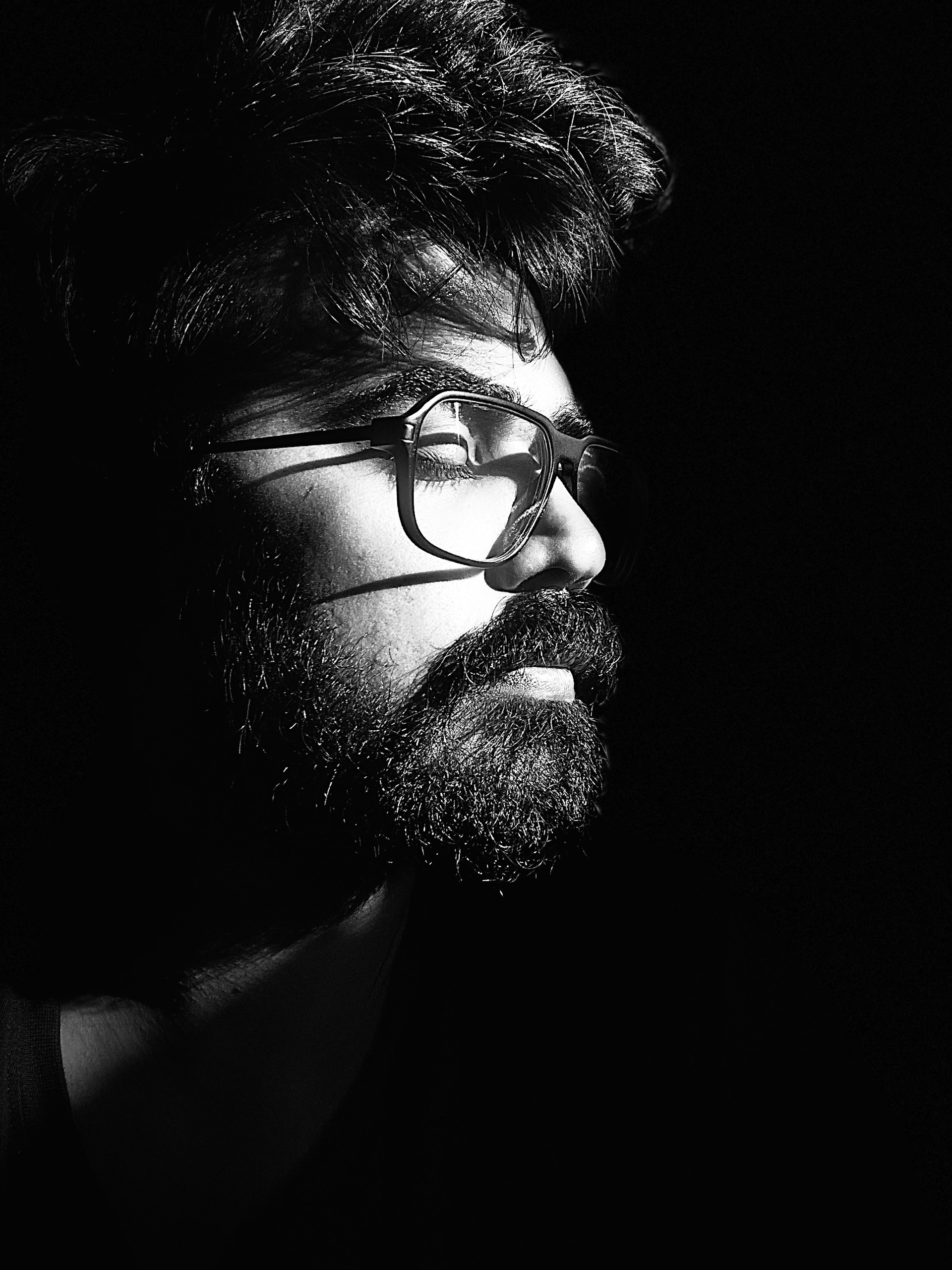 black and white bed linen