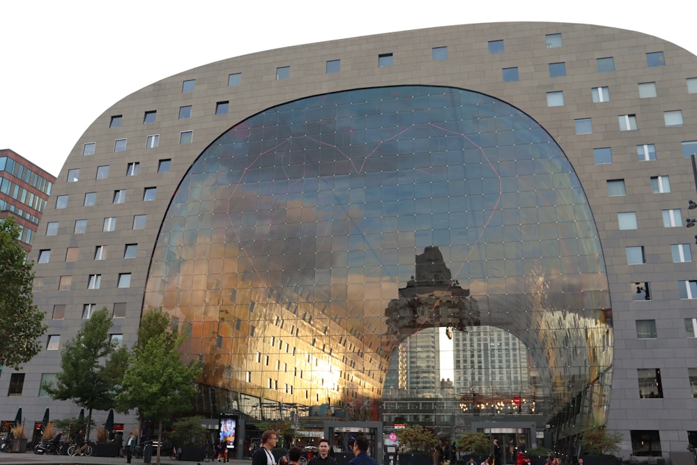 a large circular building with a dome