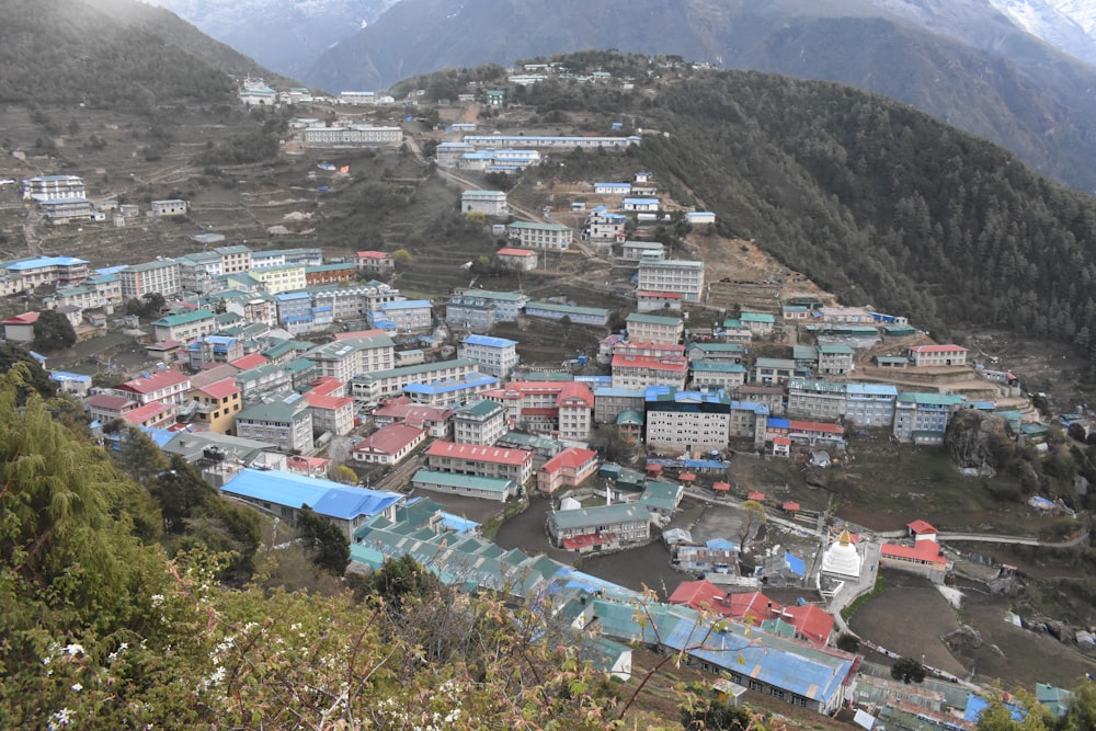 a city with many buildings