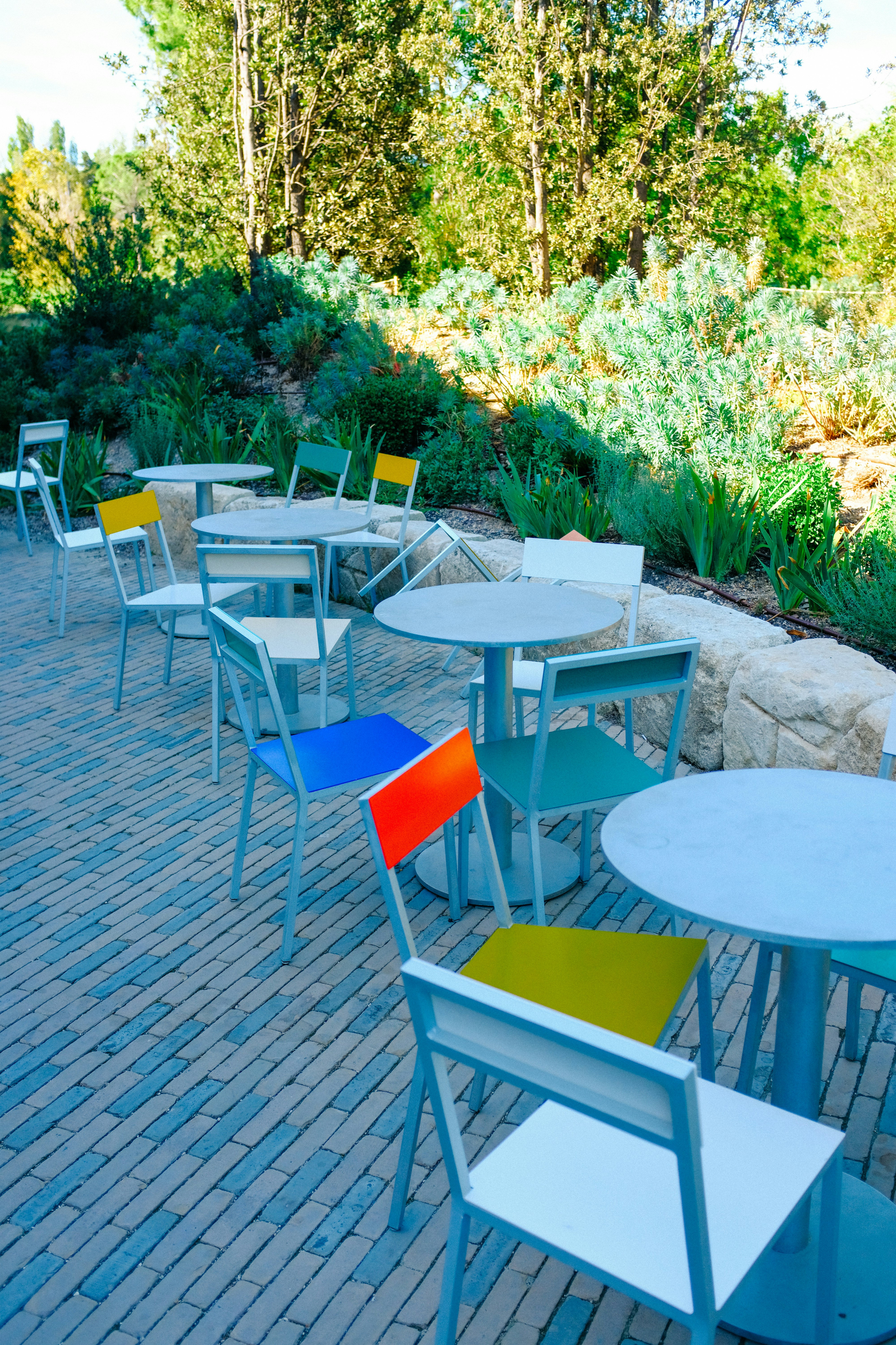 Photo by adrienolichon