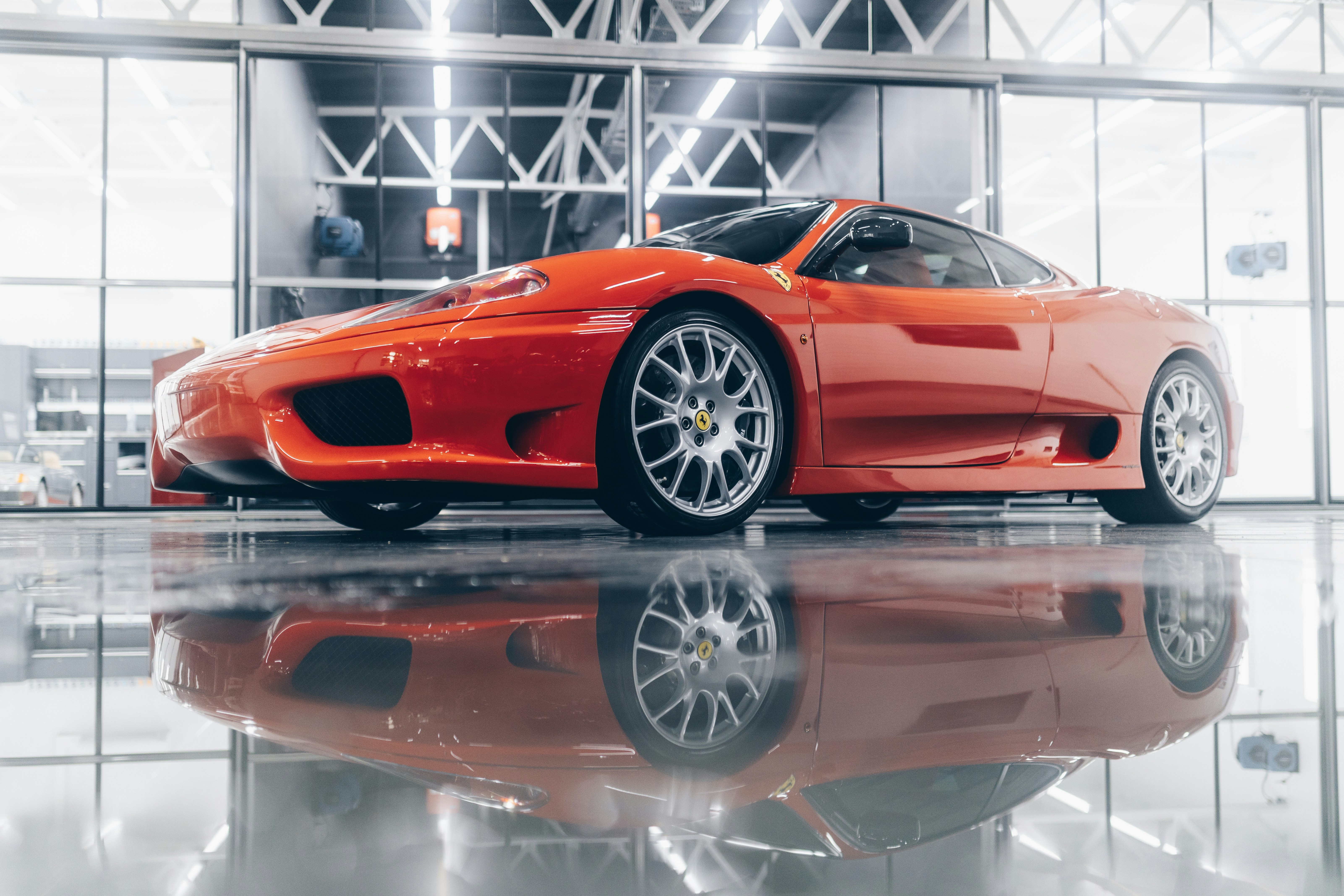 Photo by lorenzohamers