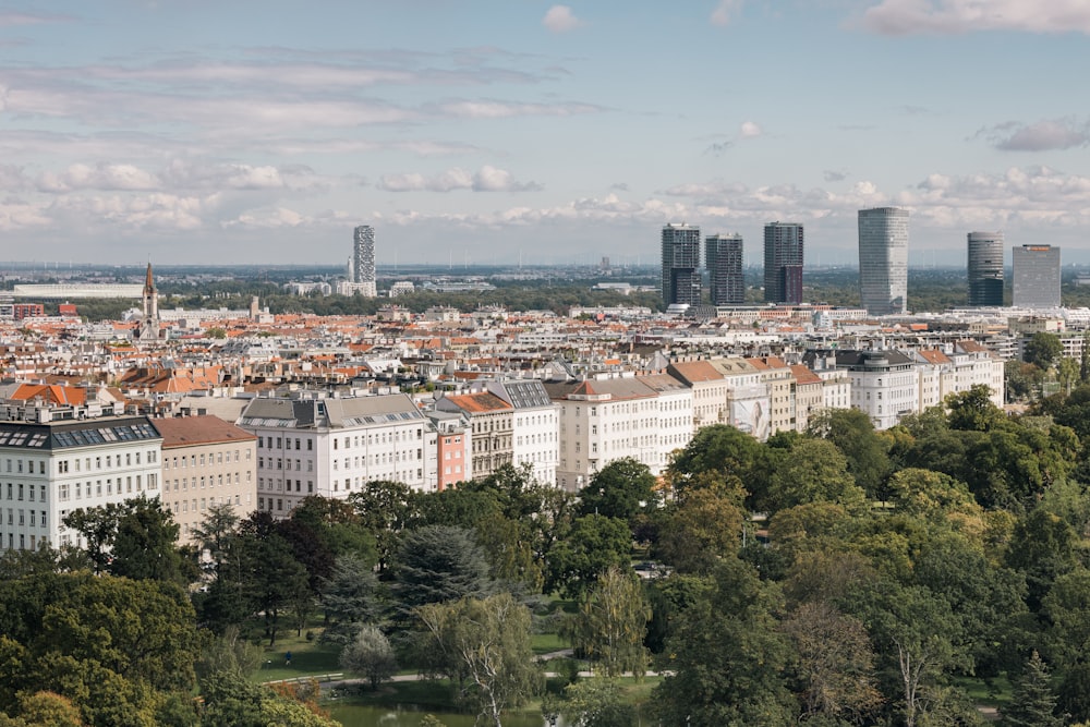 a city with many buildings