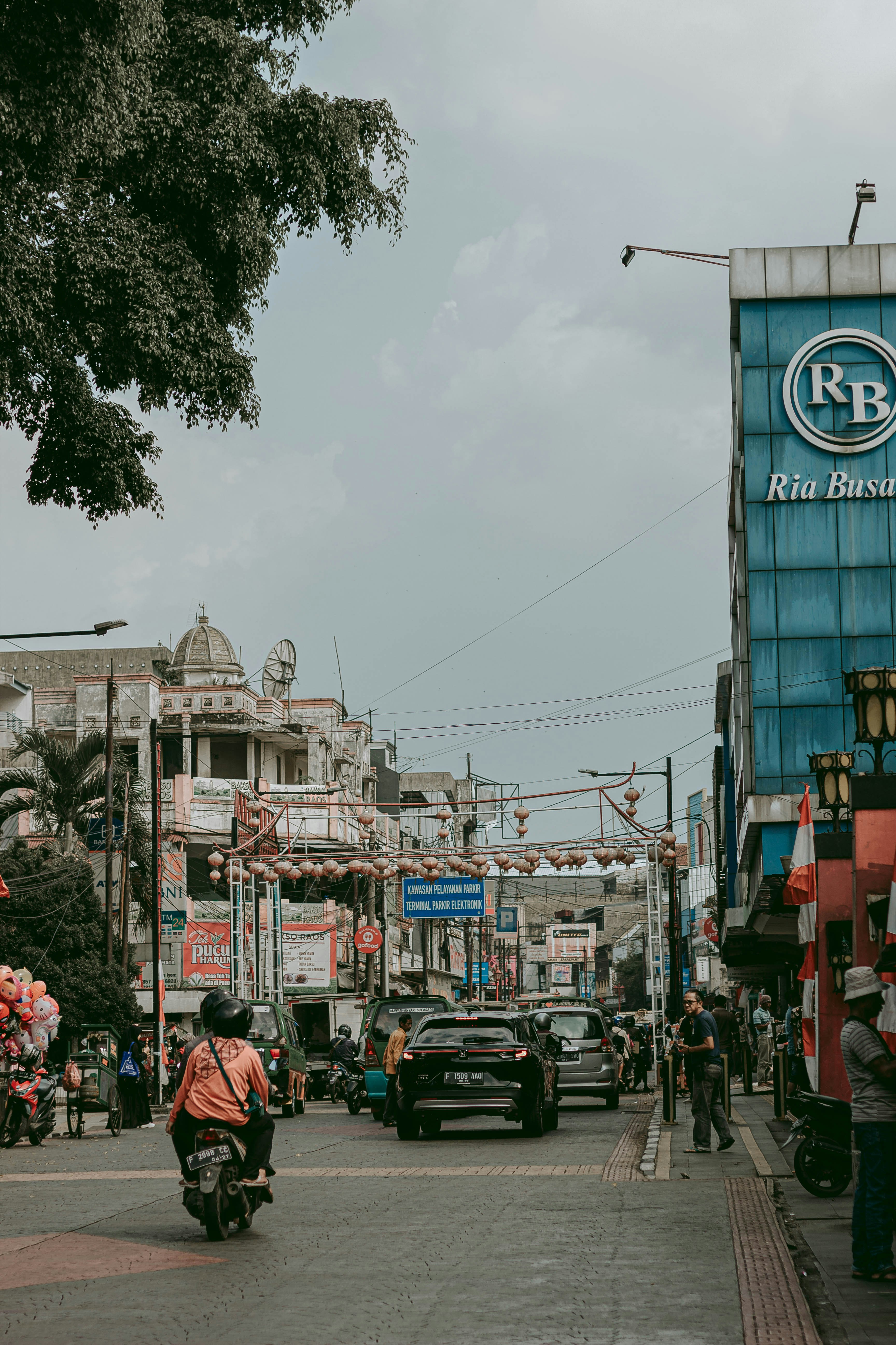 Photo by arisetiawann