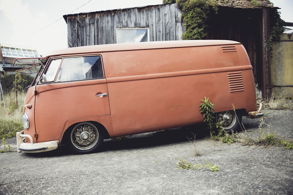 an old rusted car