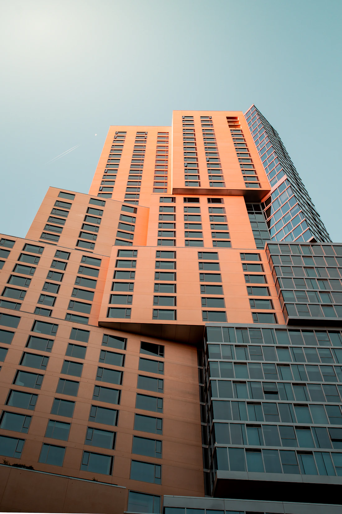Los Angeles apartment community managed by Loby