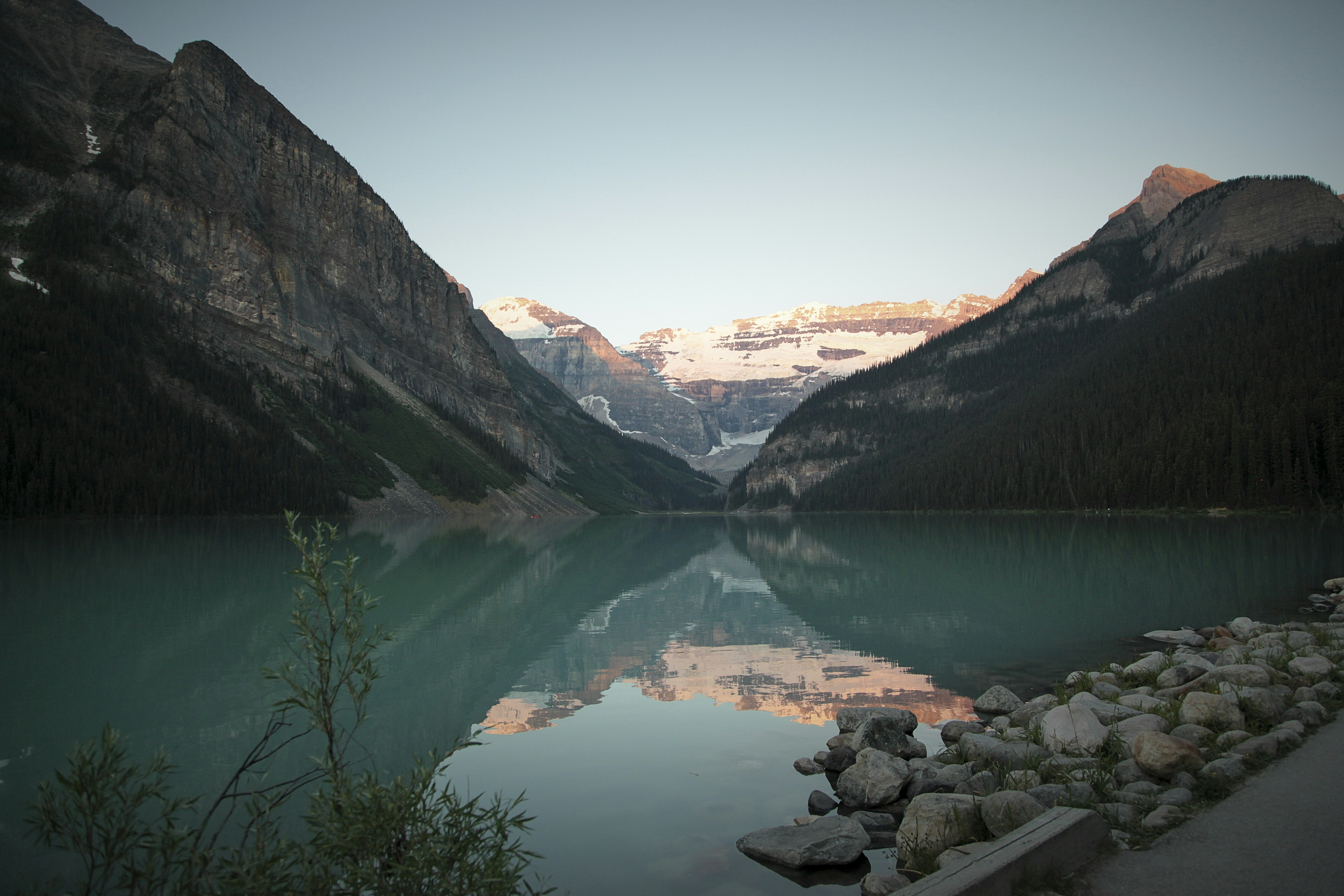 Lake Louise travel photo