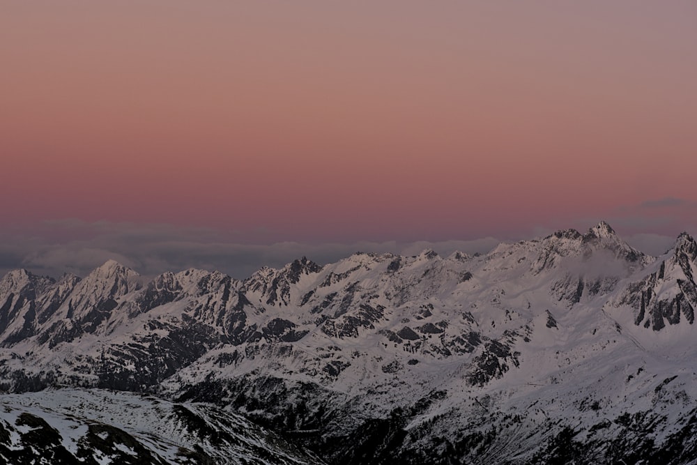 a snowy mountain range