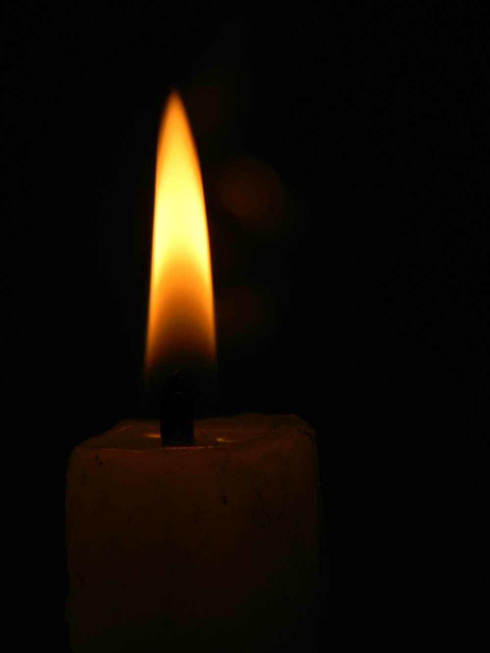 Candle In Dark Pictures | Download Free Images on Unsplash