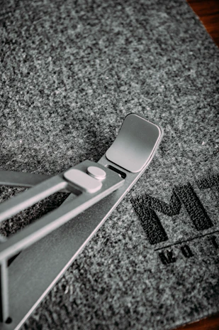 Professional stand for a trade fair featuring sharp design and premium materials.