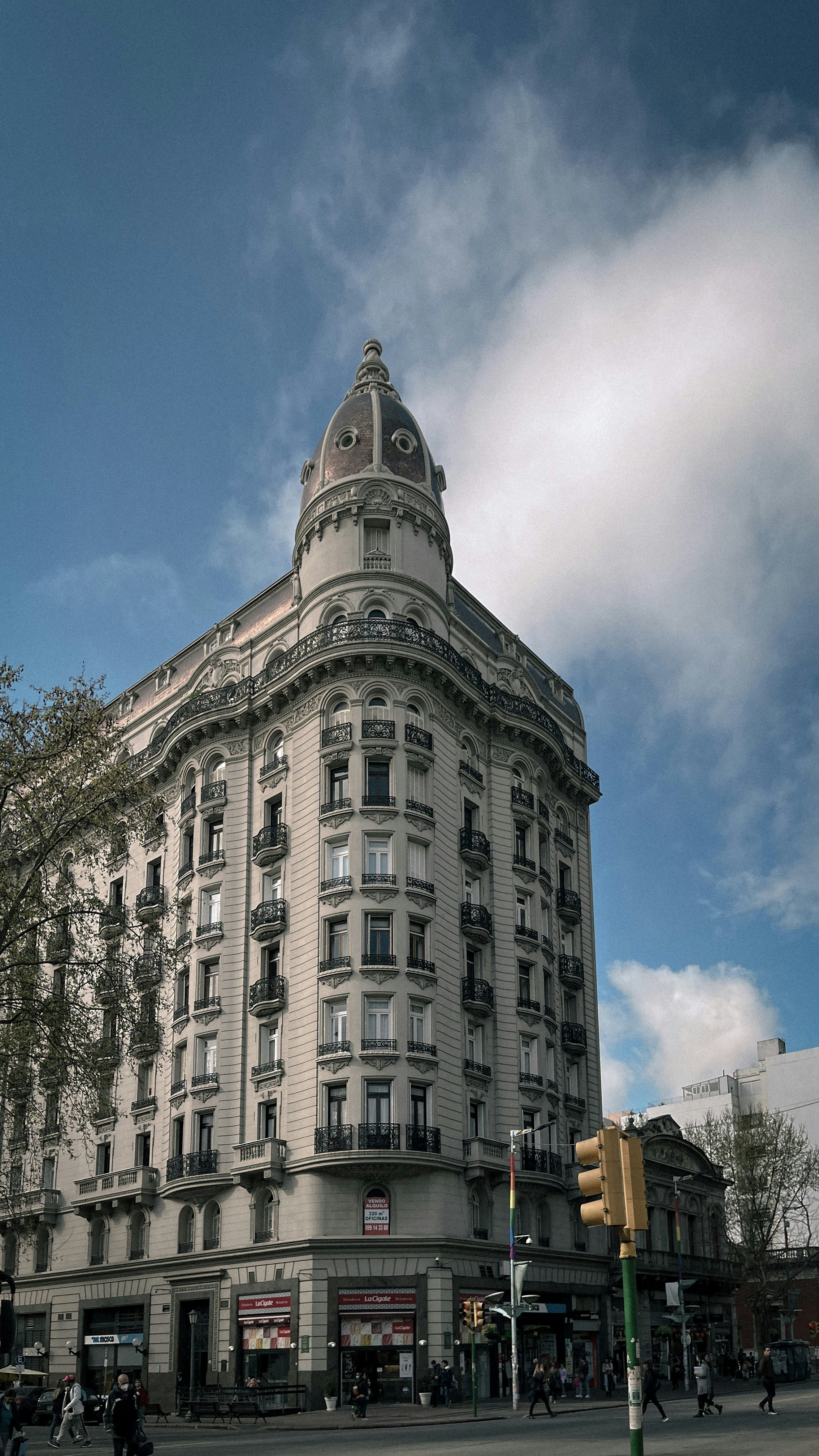 Montevideo – Accommodation & Where to Stay