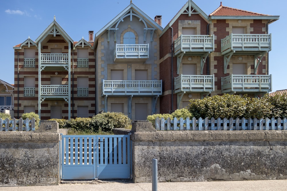 a row of houses