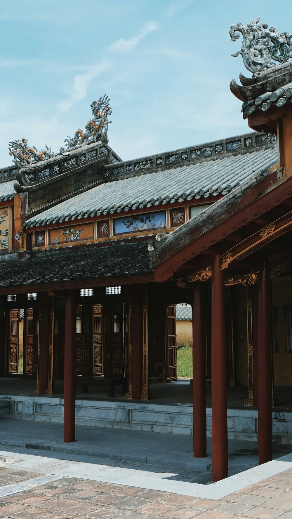 a building with a large roof