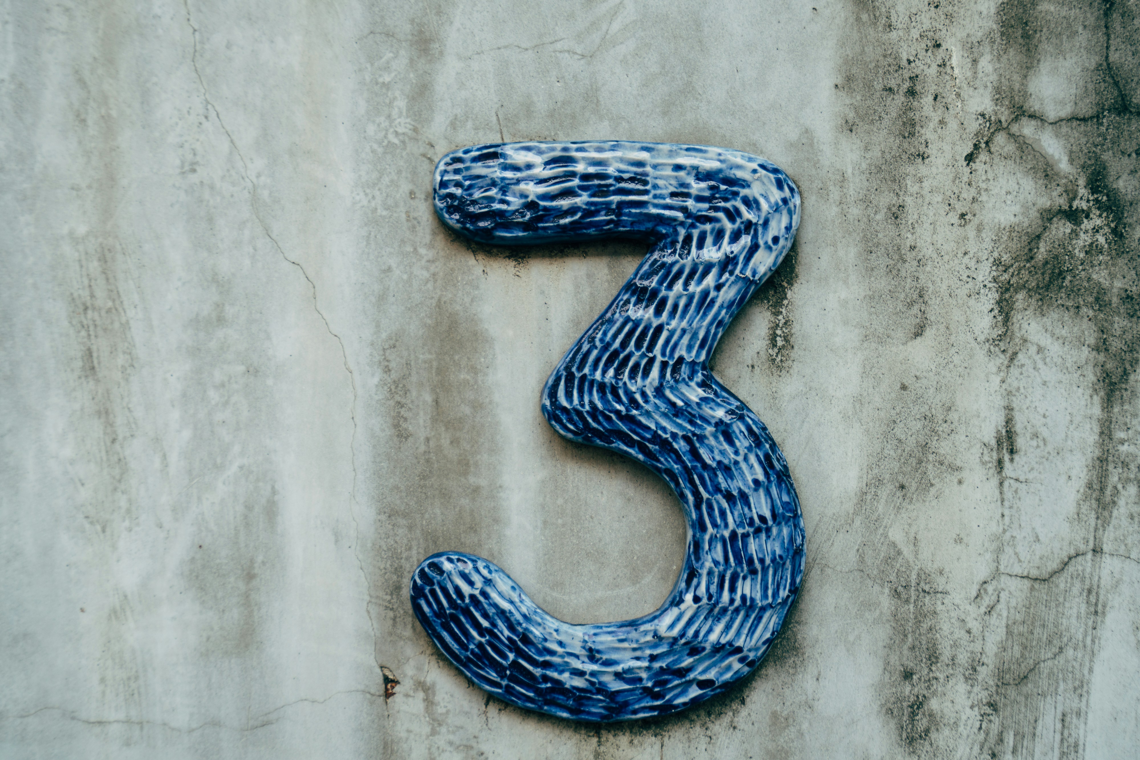 12 Questions to Compare High-Quality B2B Leads Providers