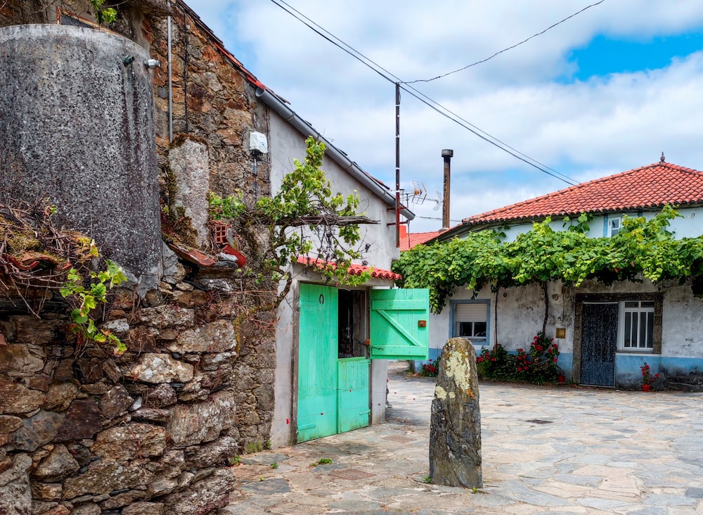 a small alley between stone buildings