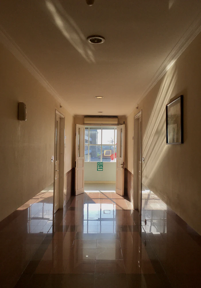 Seamless hospital corridor floor