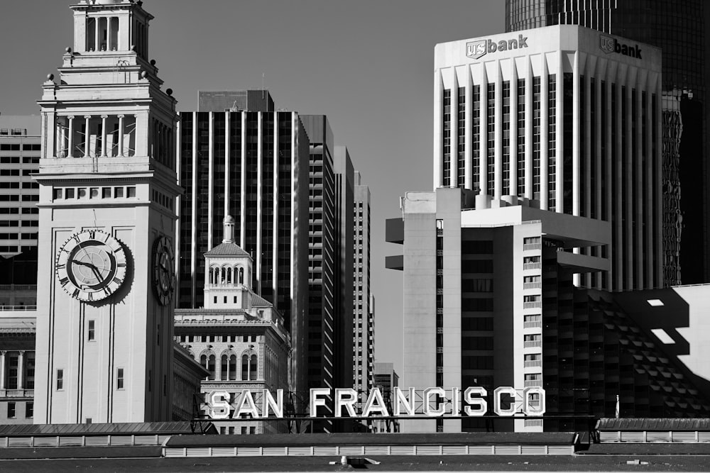 a clock tower in a city