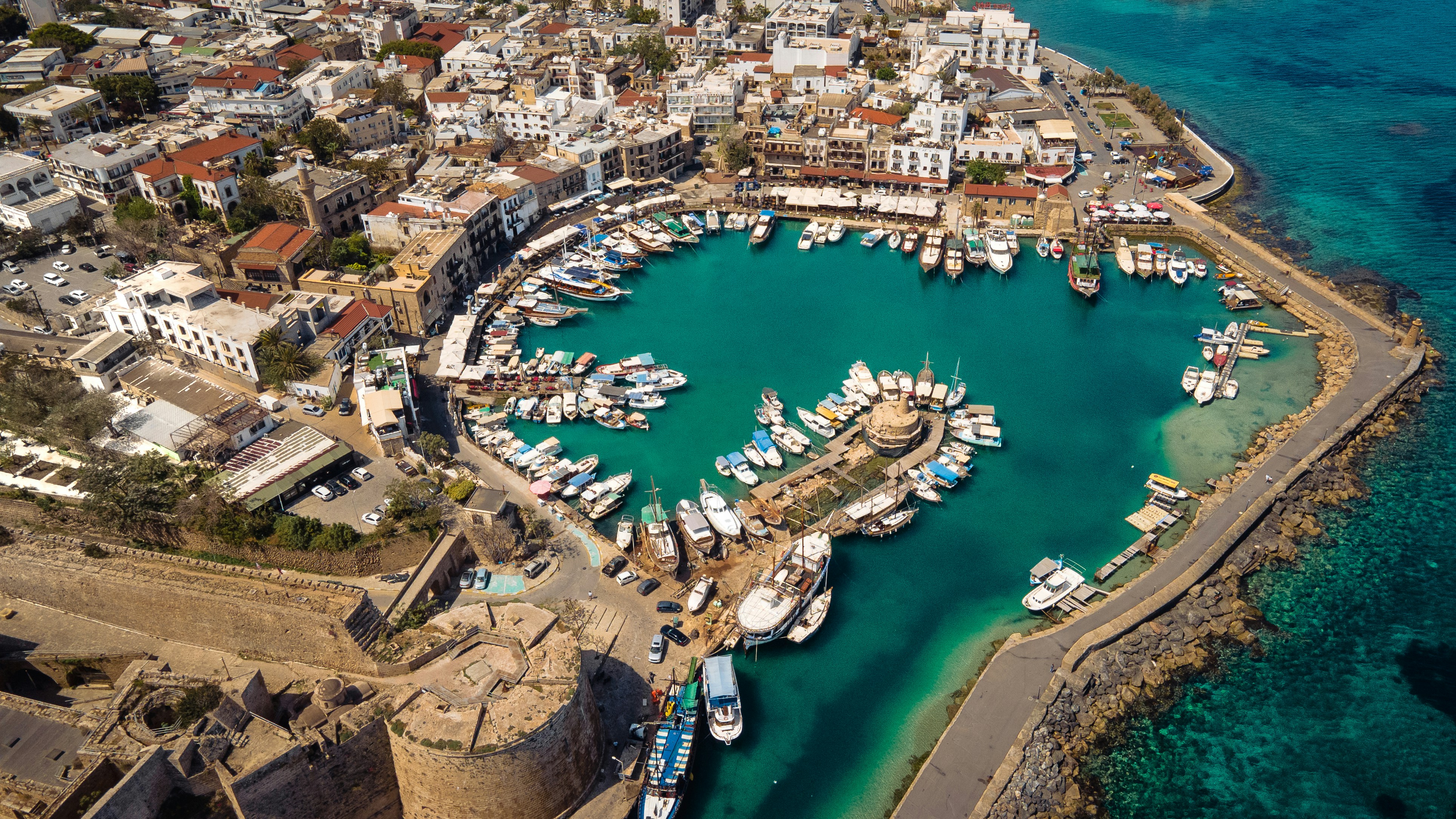 KYRENIA, GIRNE HARBO
