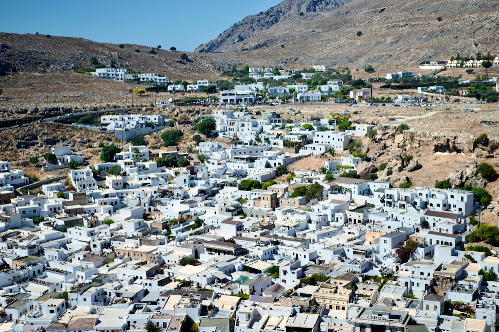 a city with many buildings