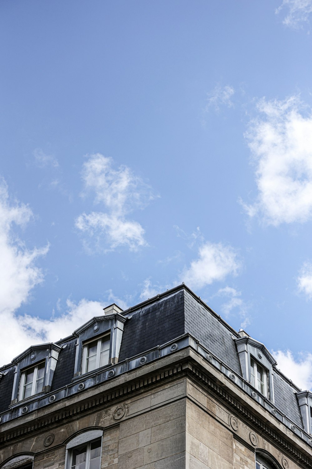 a building with a blue sky