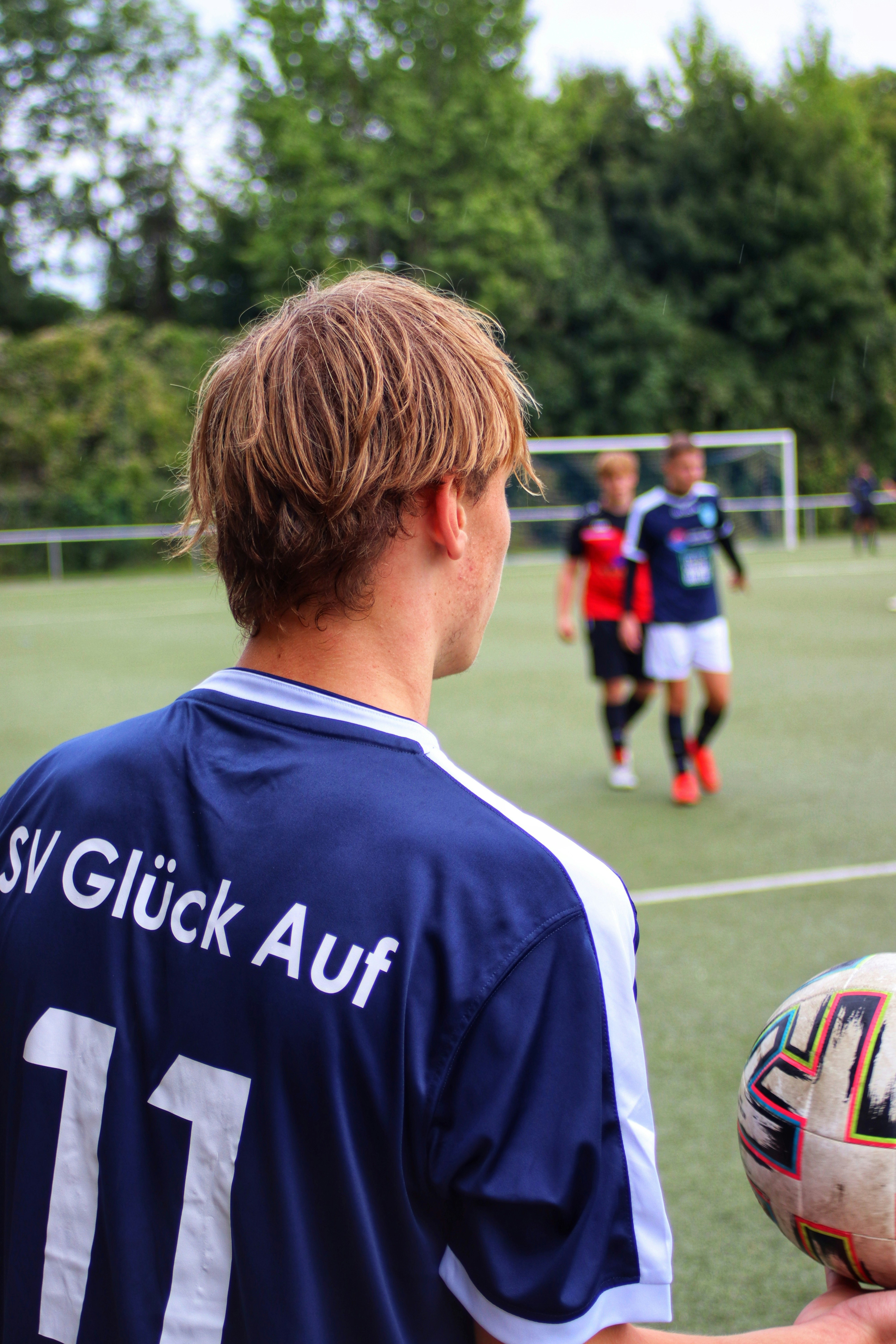 Micro‑Events & Matchday Microcation: Urban Fan Activation Strategies for 2026