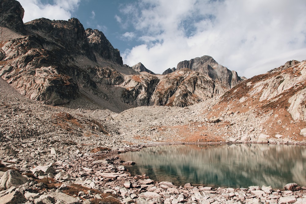 a river running through a rocky area