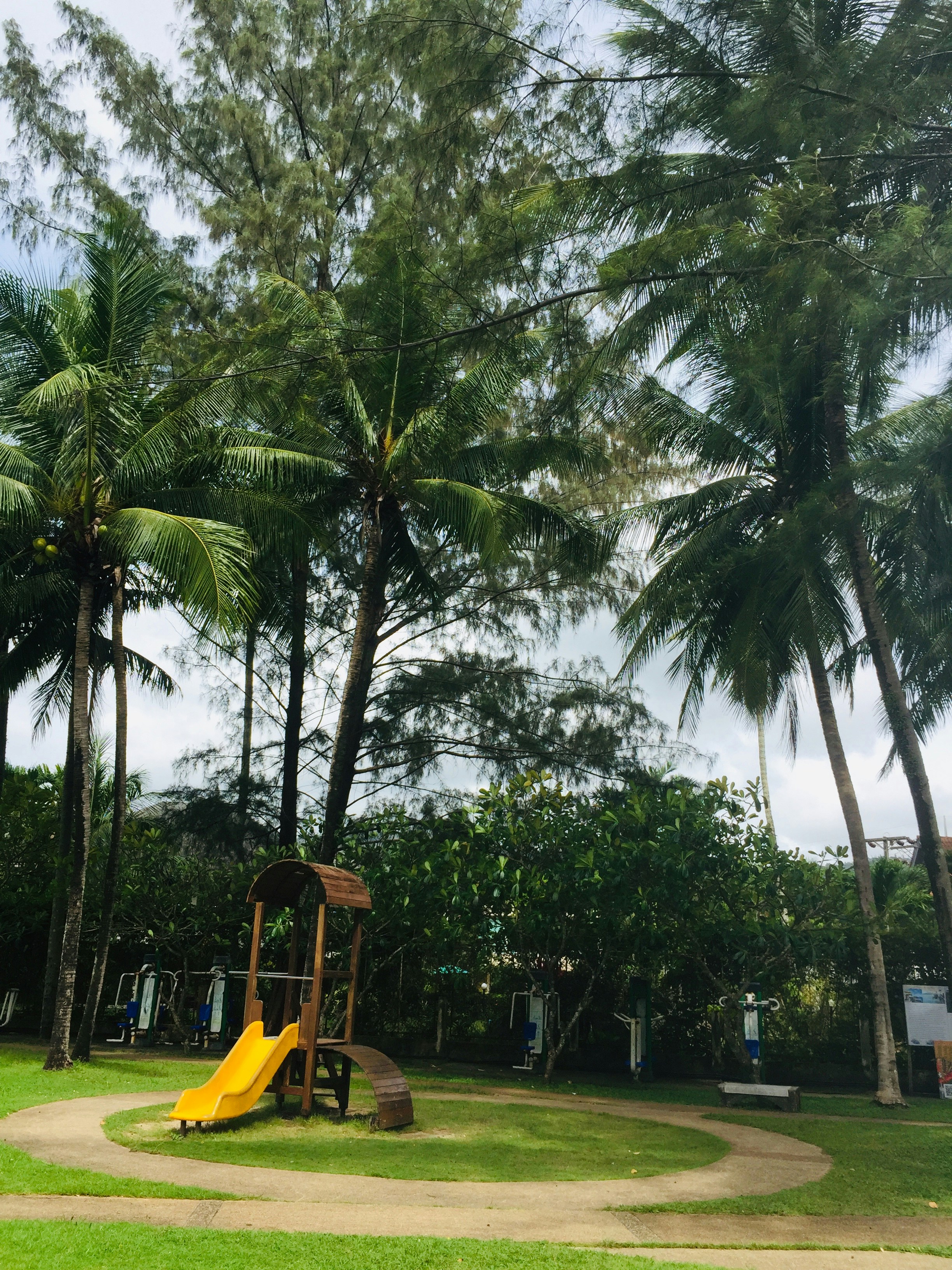 "Phuket Shopping"