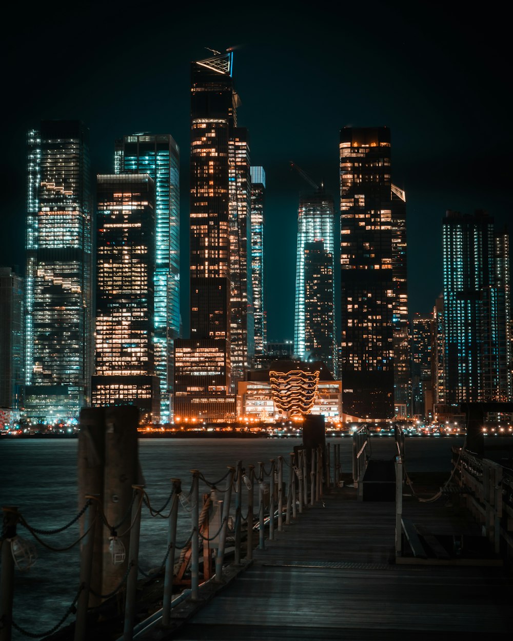 a city skyline at night