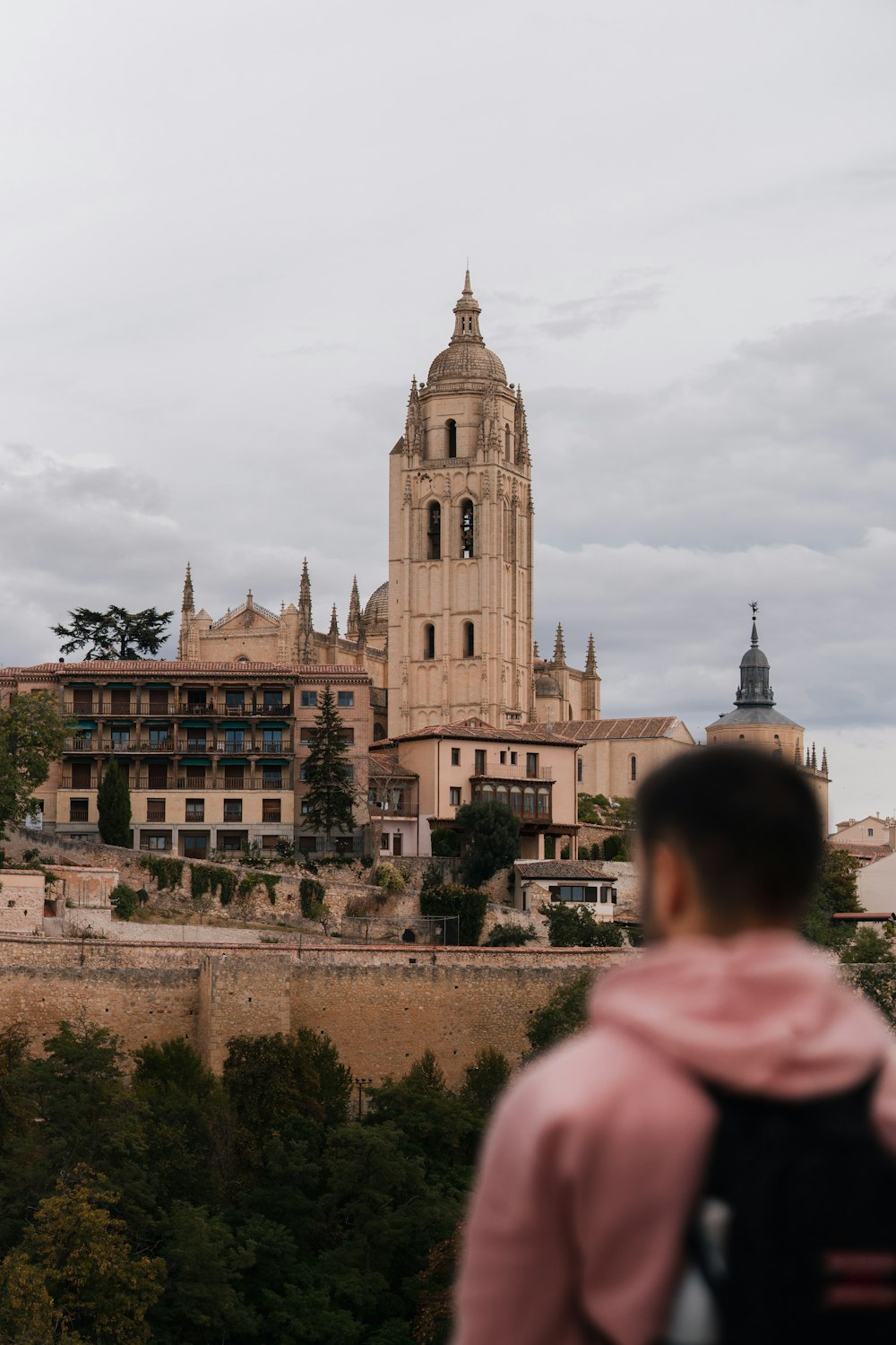 a person looking at a building