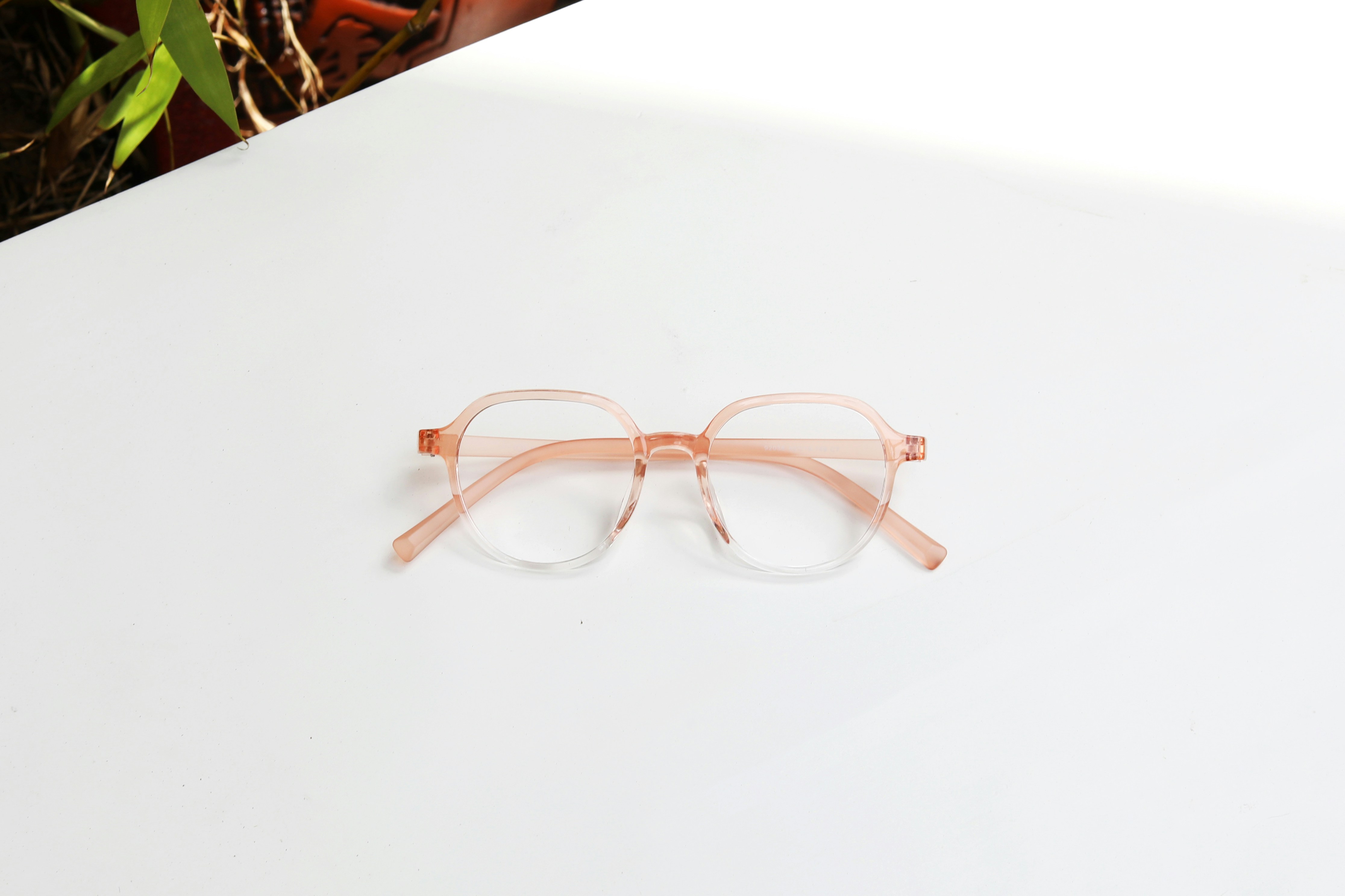 Basketball Meets Eyewear: The Perfect Frames for Any Court