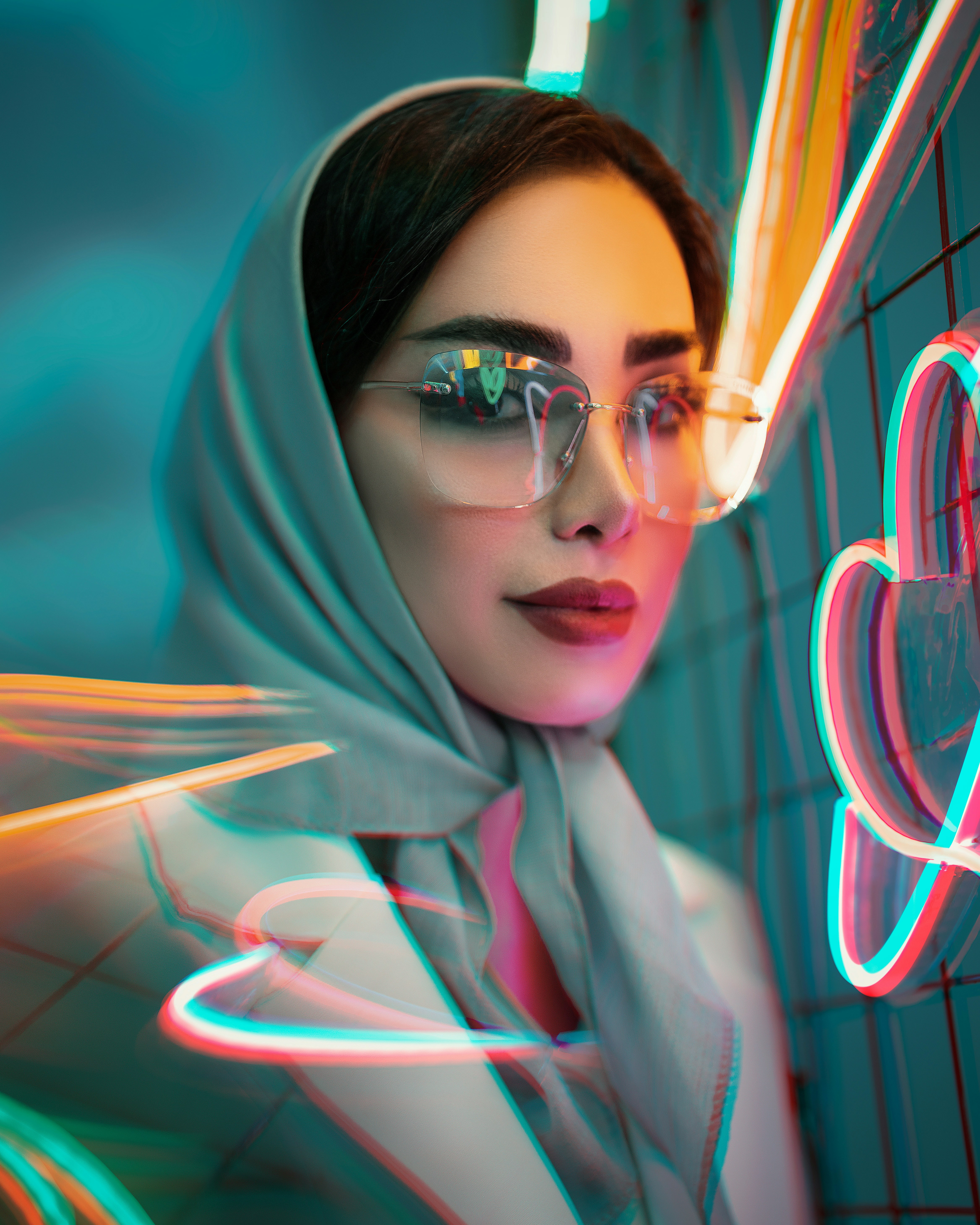 grey neon digital art, wallpaper, Grey Neon Wallpaper Illustration: A Guide to Modern Aesthetics 3