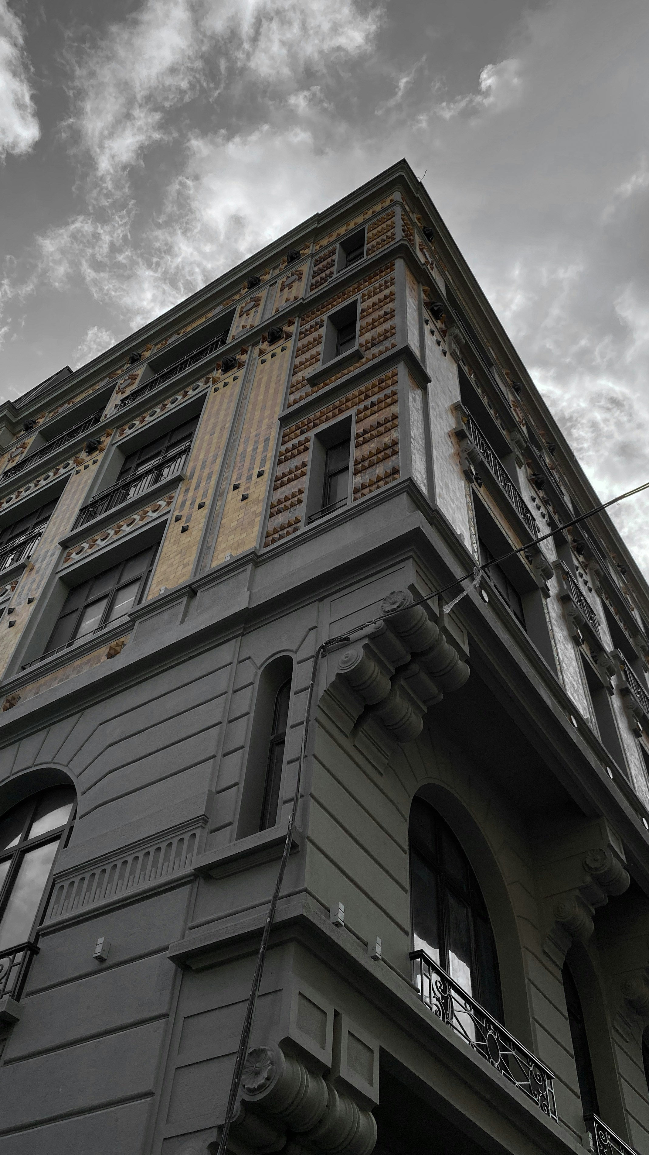 Photo by emrecanyasar