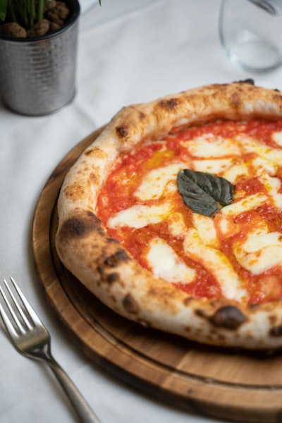 Margherita Pizza: Bake The Perfect Neapolitan Pizza Margherita
