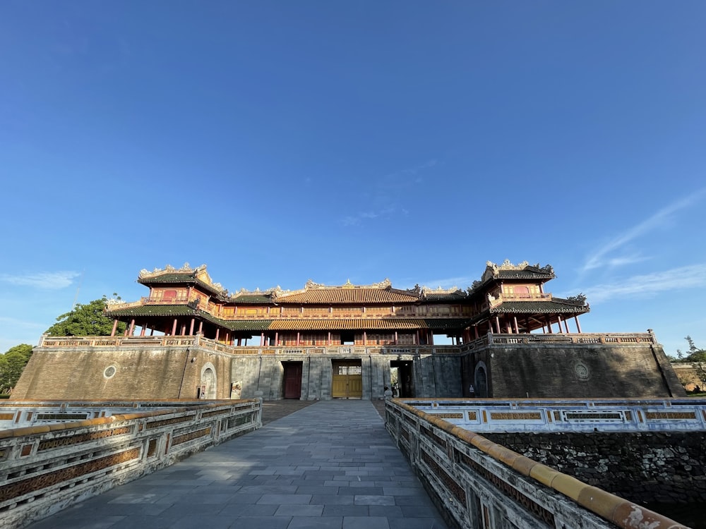 a large building with a large roof