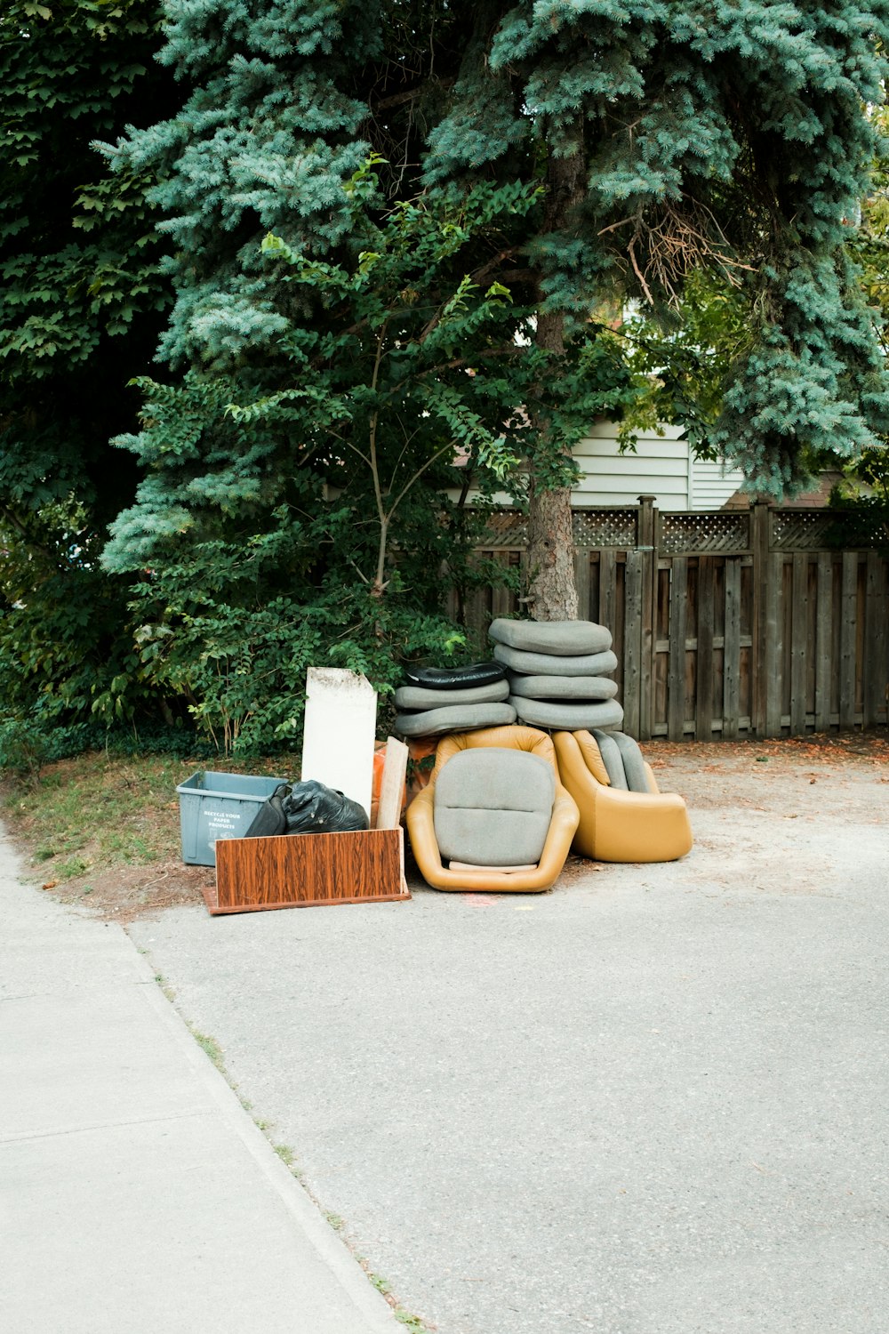 a stack of tires