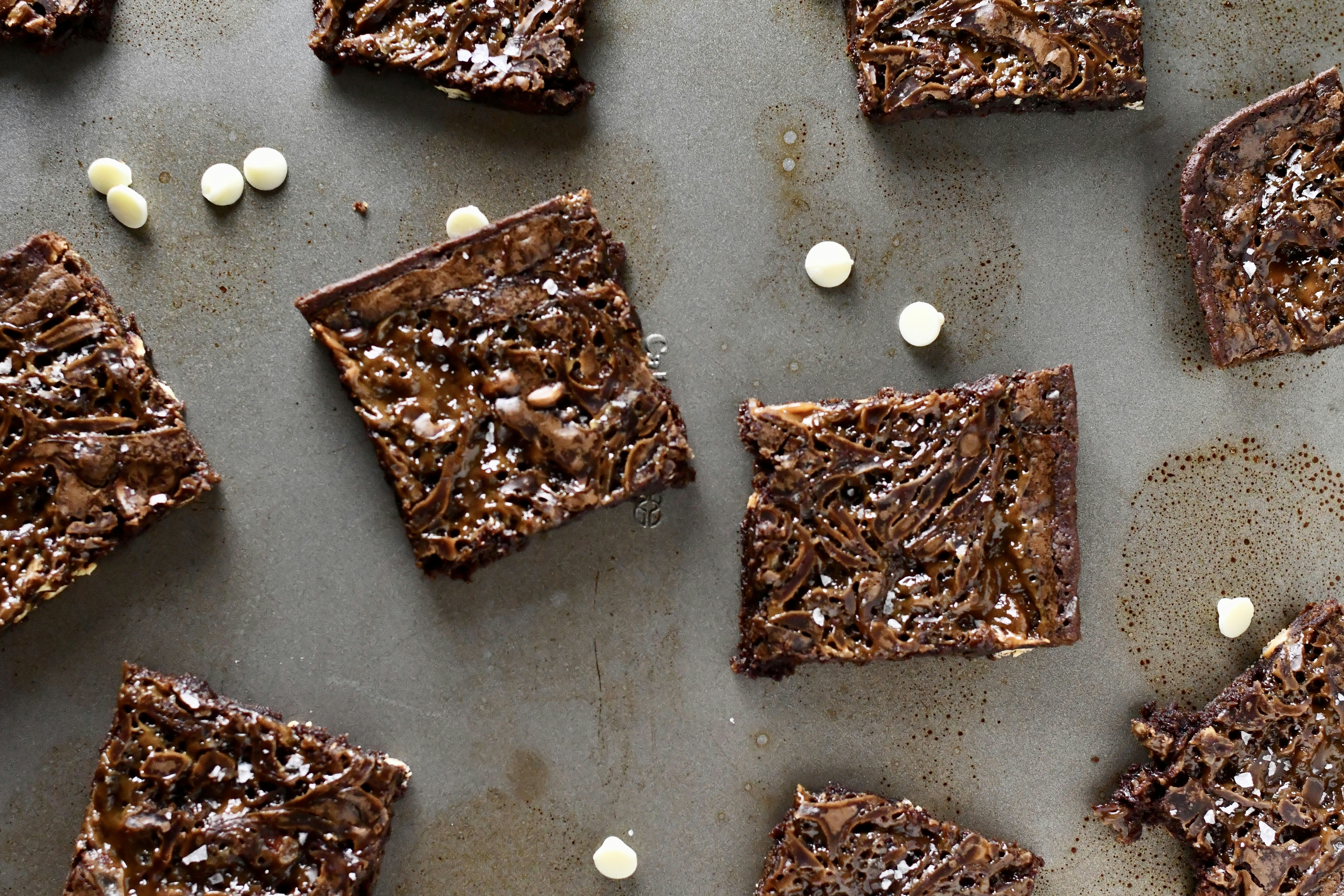 a group of brown and white objects