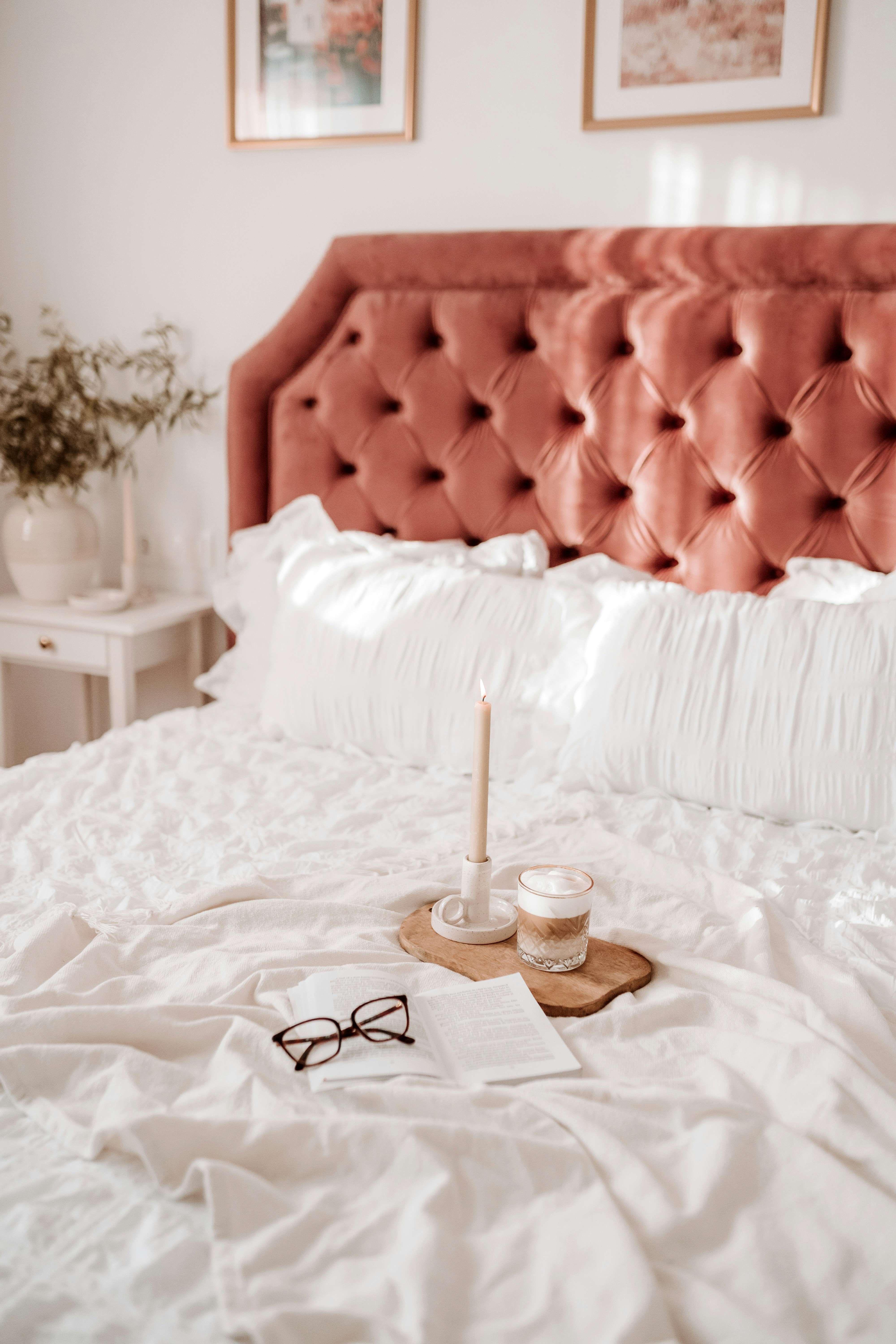 calming bedroom crafts, wallpaper, Crafts for Bedridden Adults: Creative Activities & Ideas 5