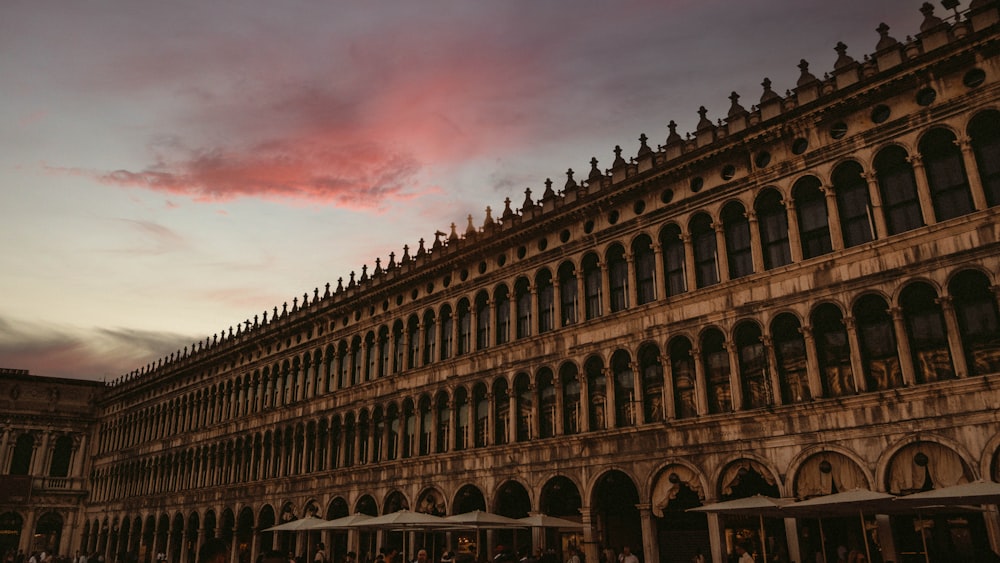 a large building with many arches