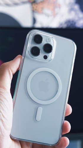 Mobile Phone Case Cover (iPhone 14)