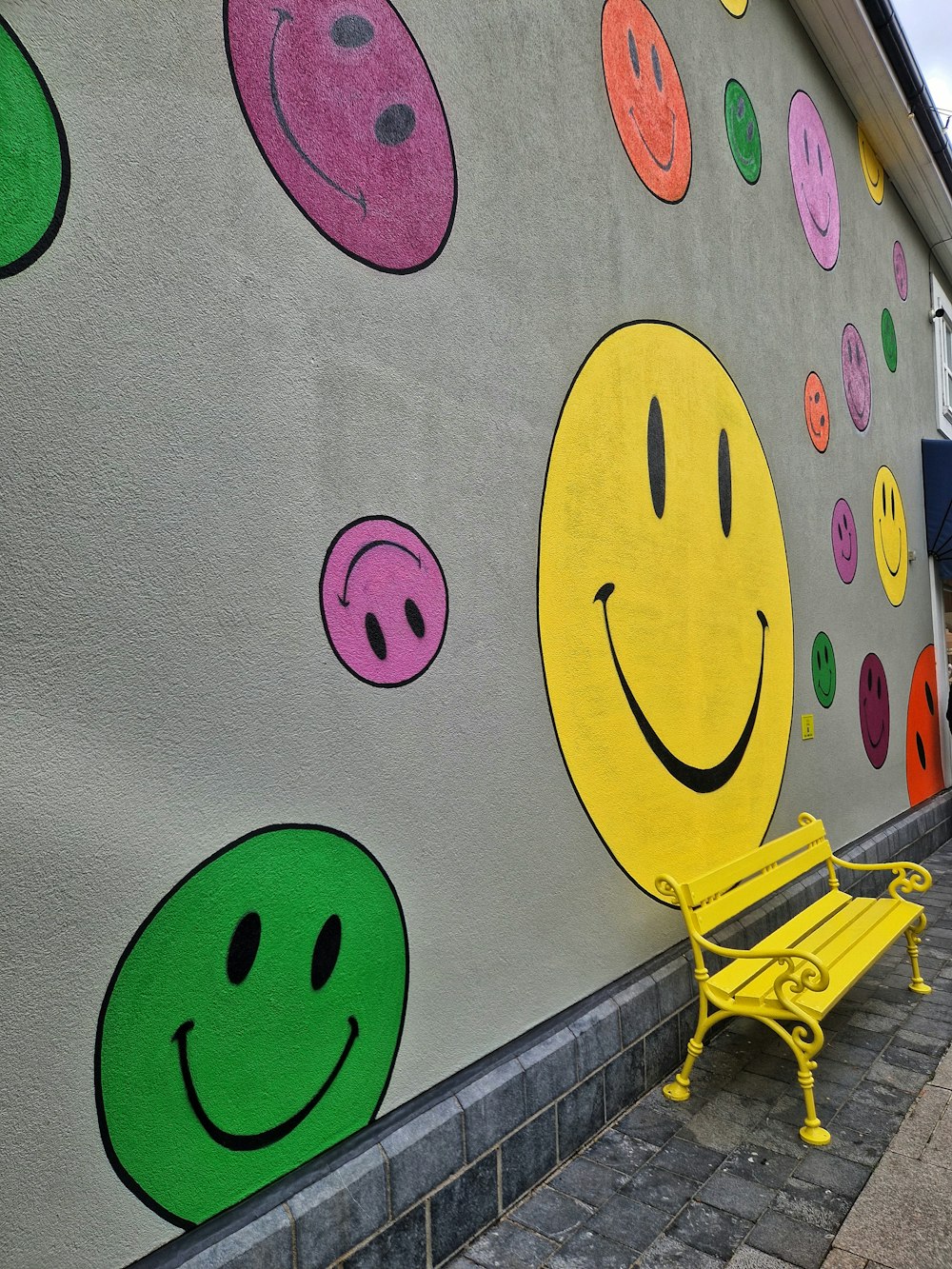 a wall with a drawing of a cartoon character on it