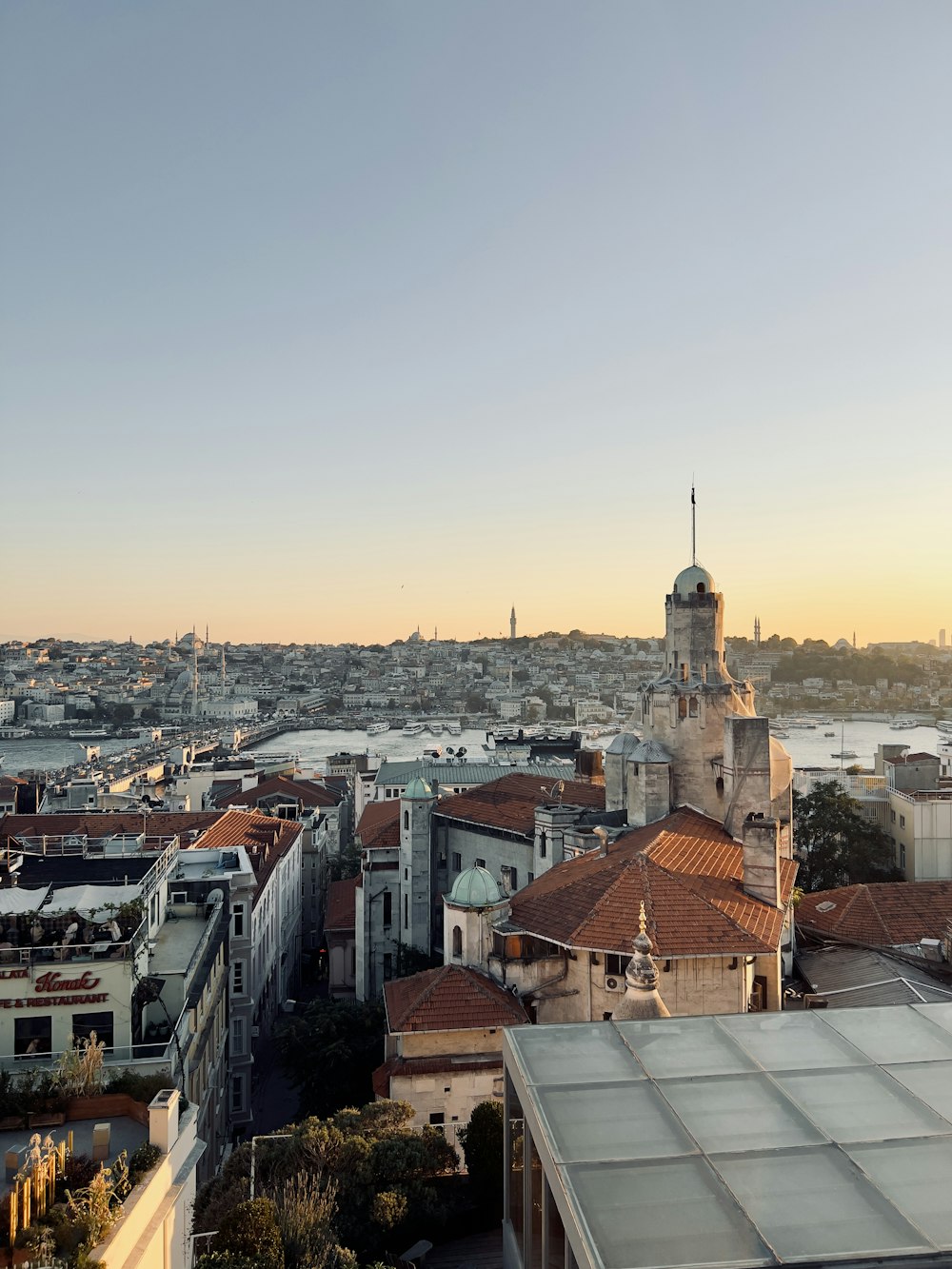 a city with many buildings