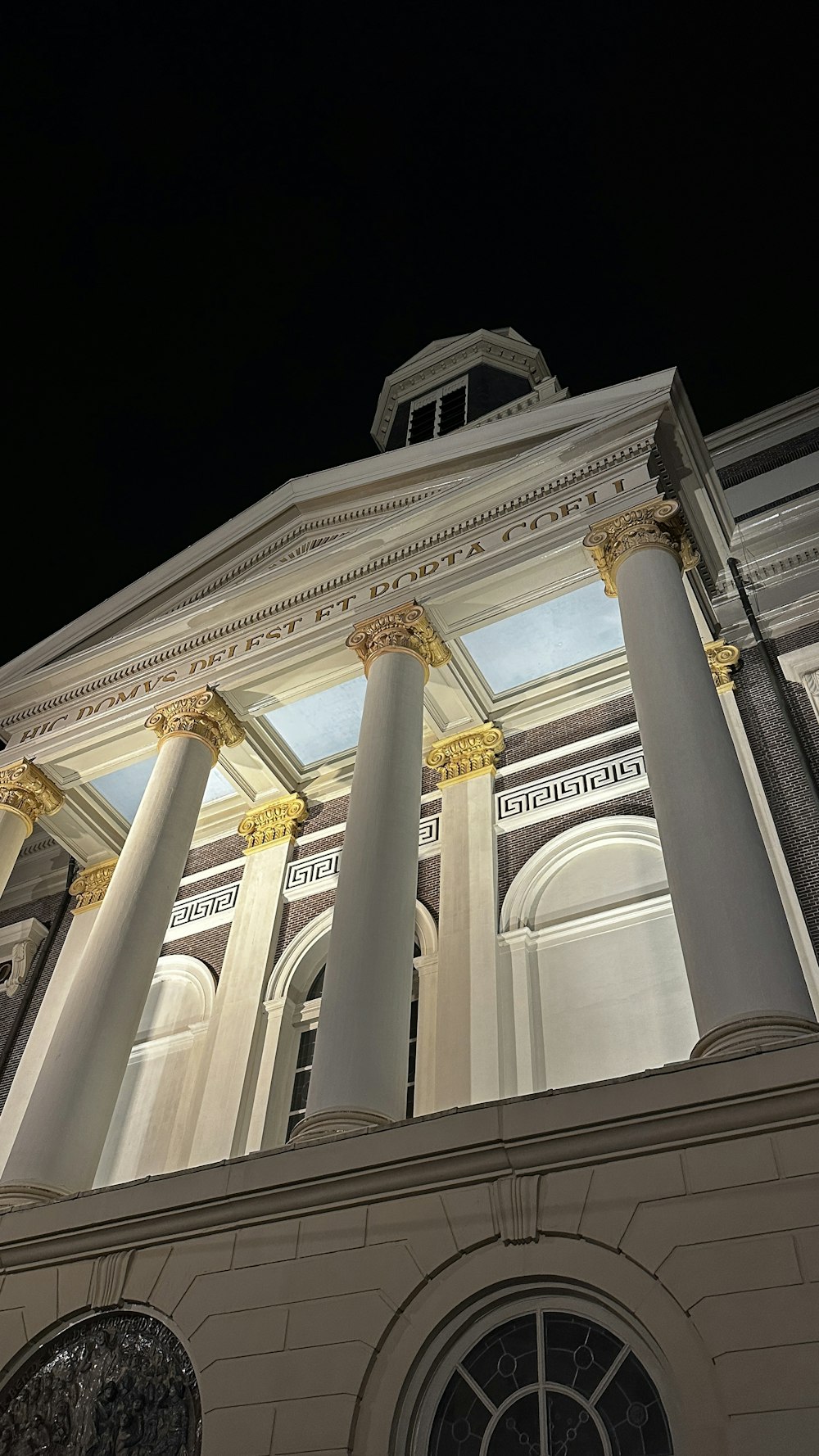 a building with columns and a dome