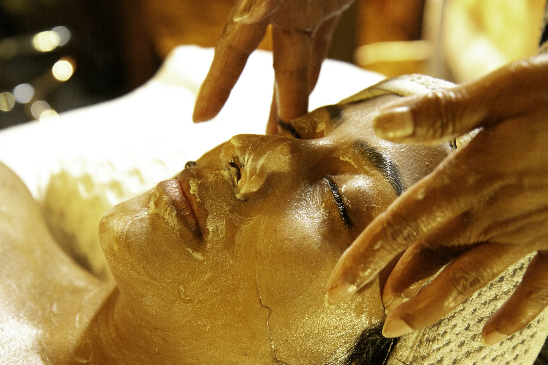 Facial treatment at beauty salon