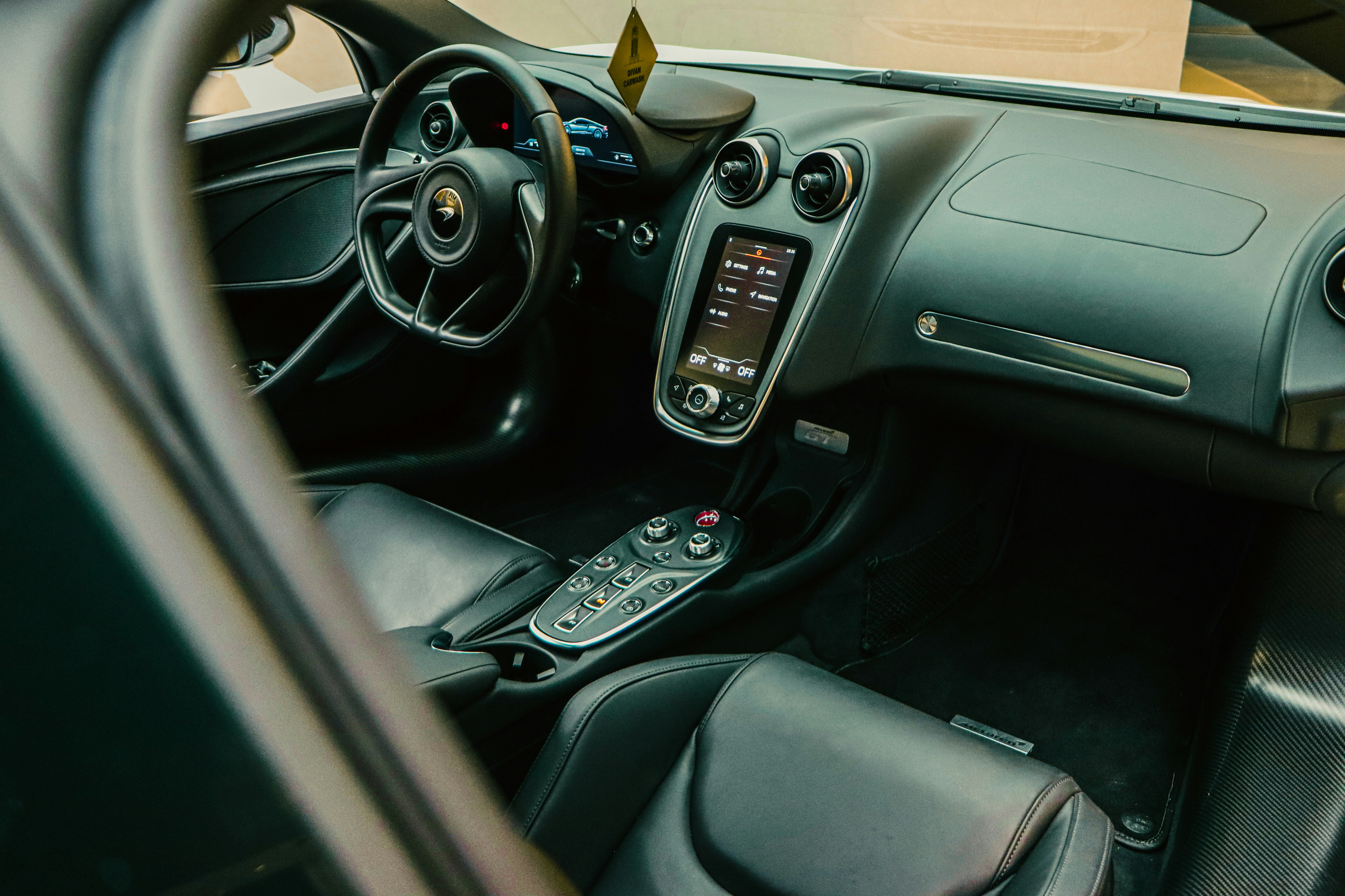 Photo by photographer_esmihel